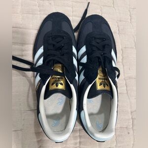 Women’s Adidas Samba OG size 8.5